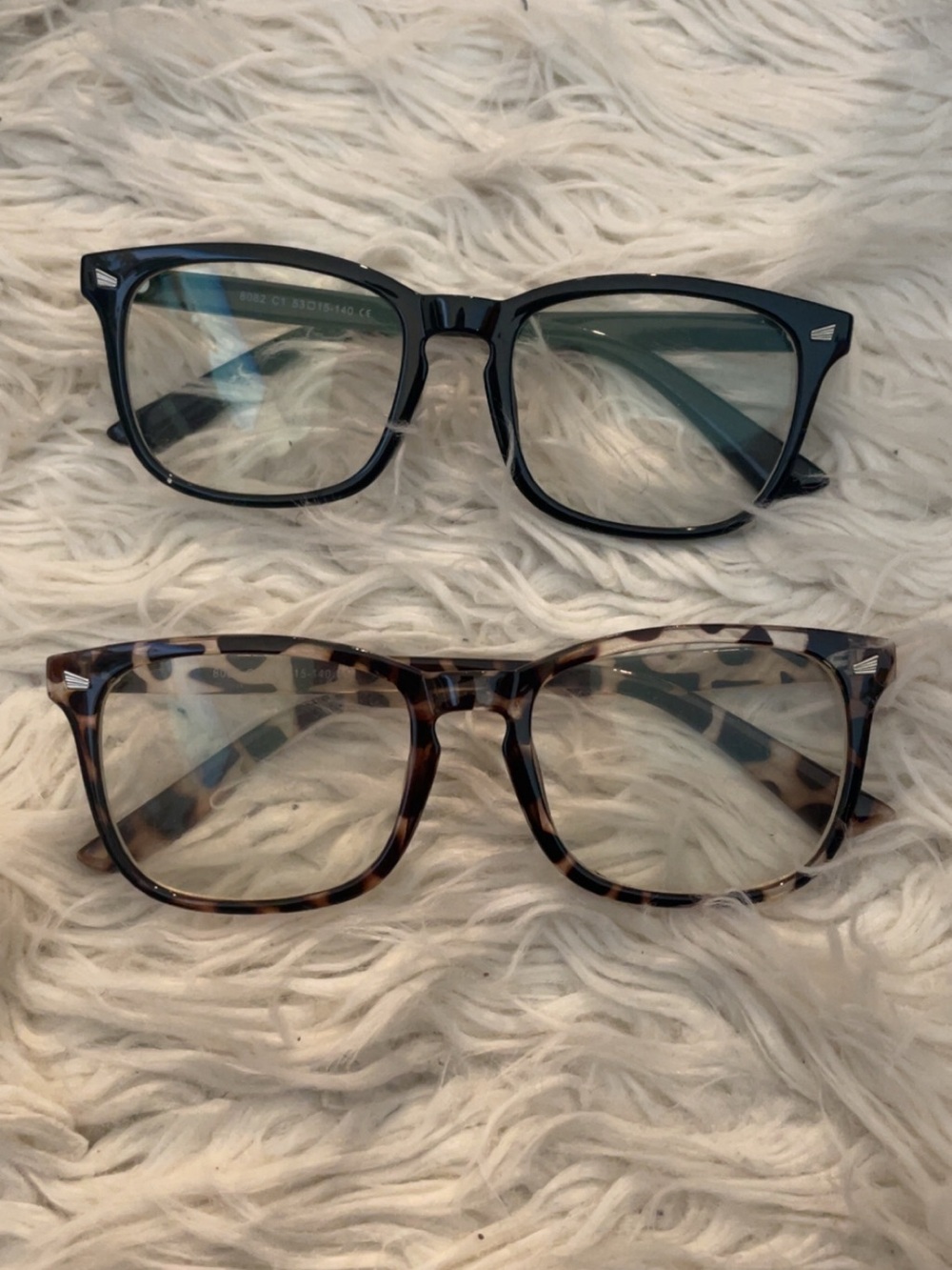 2 pairs of blue light glasses